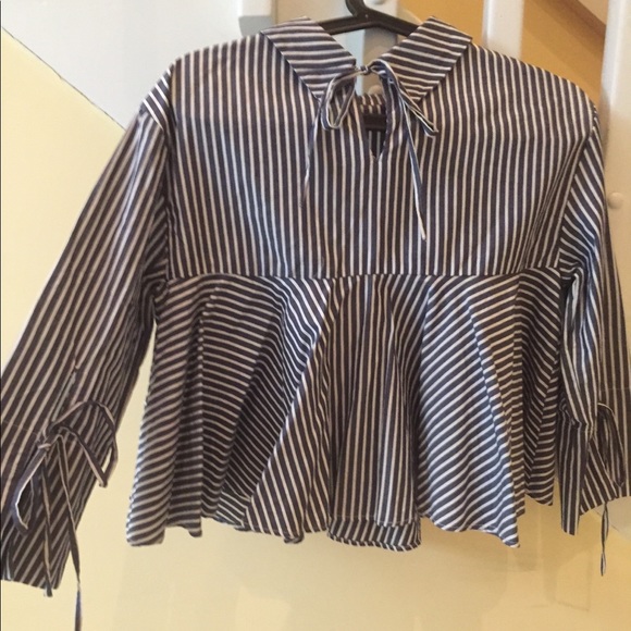 **SOLD**Zara Striped Embroidered Top - Picture 5 of 10